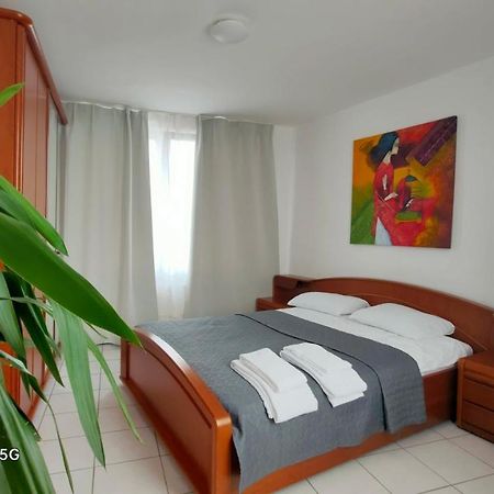 Mooi Slaapkamer! Proper En Compact Place Voor 3 Antverpy Exteriér fotografie